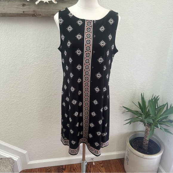 WHBM Black Patterned Stretch knit Sleeveless Dress‎ Ladies size Large - Picture 1 of 7